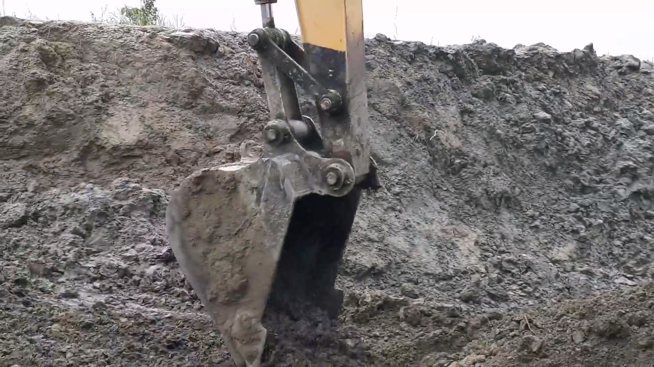 Hengwang excavator construction in Indonesia